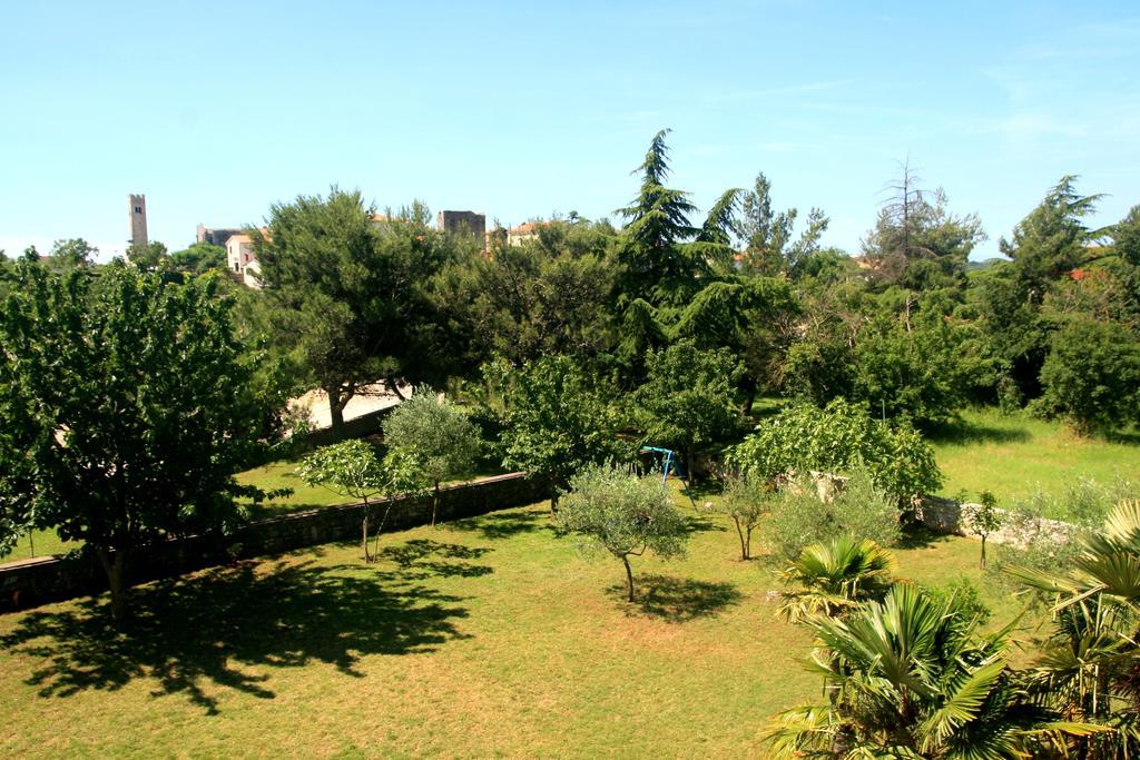 Korsa Apartment Sveti Lovreč Pazenatički Zewnętrze zdjęcie